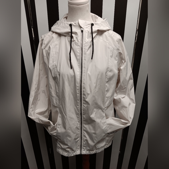 Calvin Klein performance jacket - Picture 5 of 8